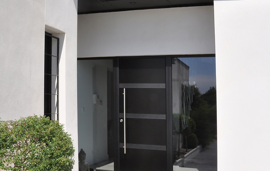 Notre gamme de portes d'entrée en ALU CLASSIQUE et CONTEMPORAINE à DAX